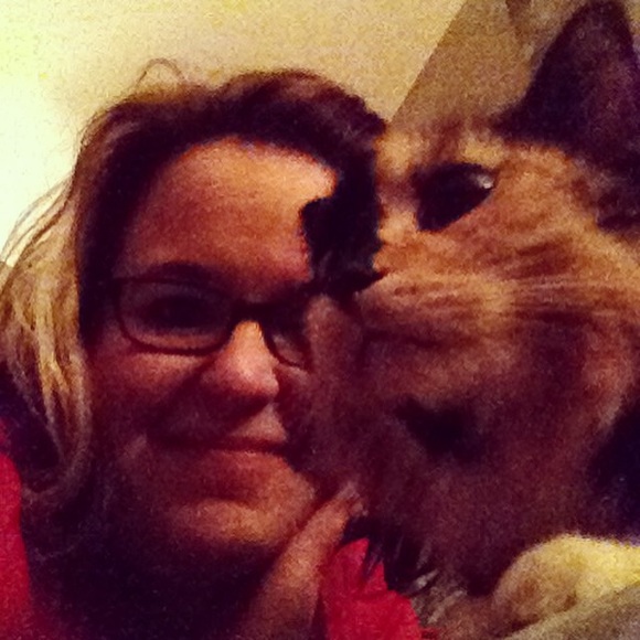 Meet your Posher, Jeanne - Picture 1 of 2